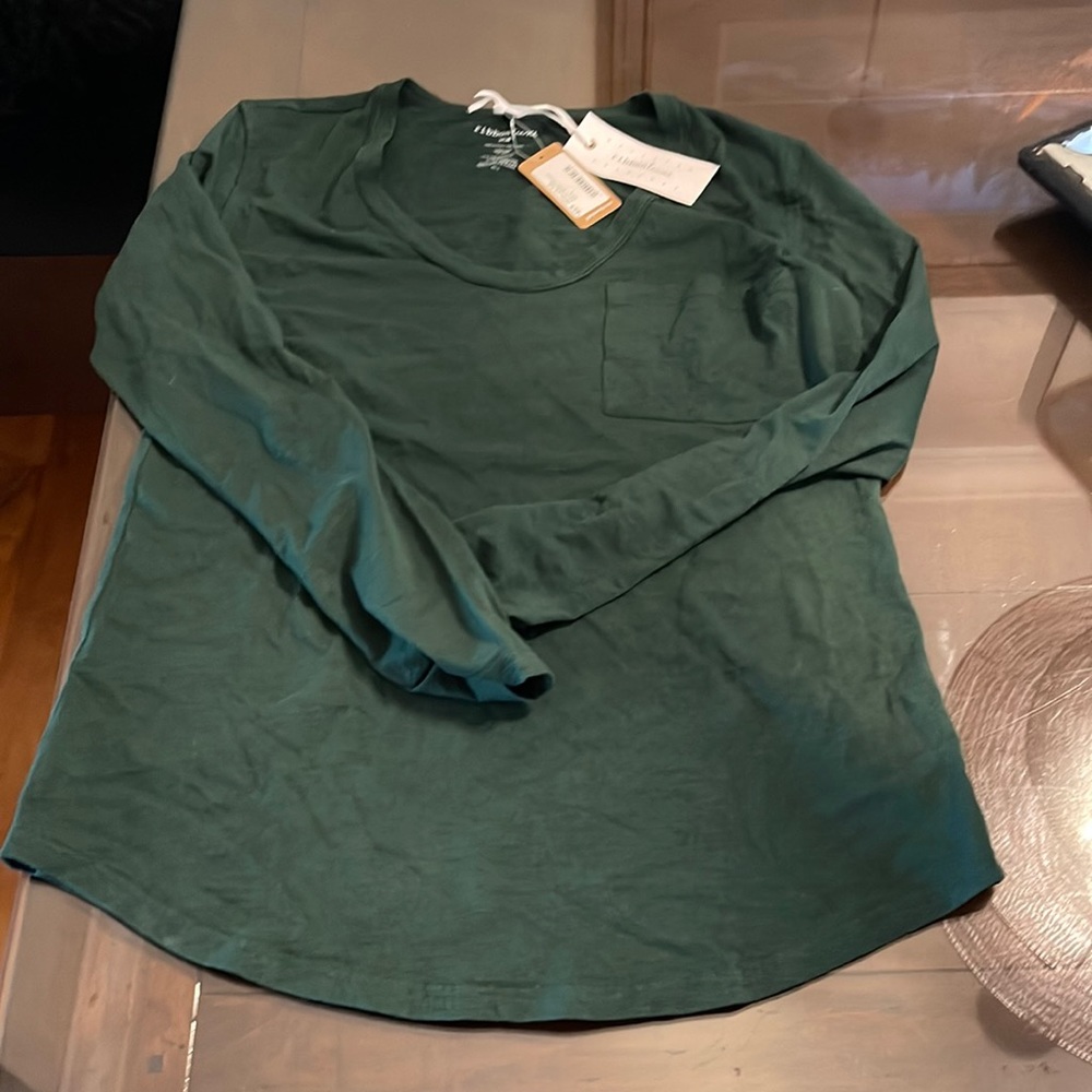 Long sleeve pocket tee